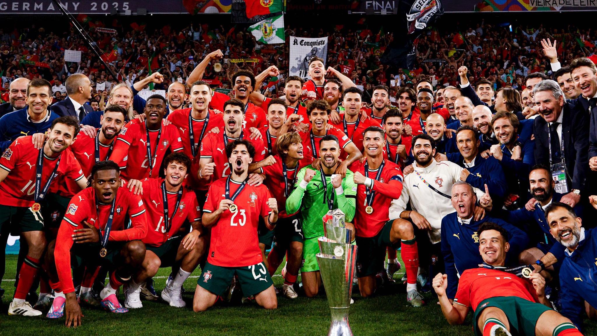 2026世界杯:法国铁骑踏碎北美夜空,姆巴佩的终极加冕